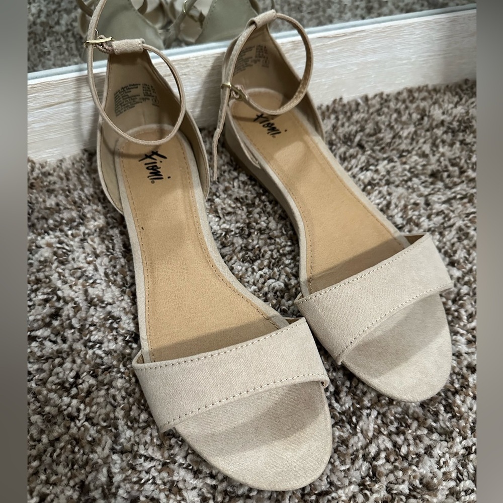 Fioni Cream Suede Sandals with ankle strap size 8